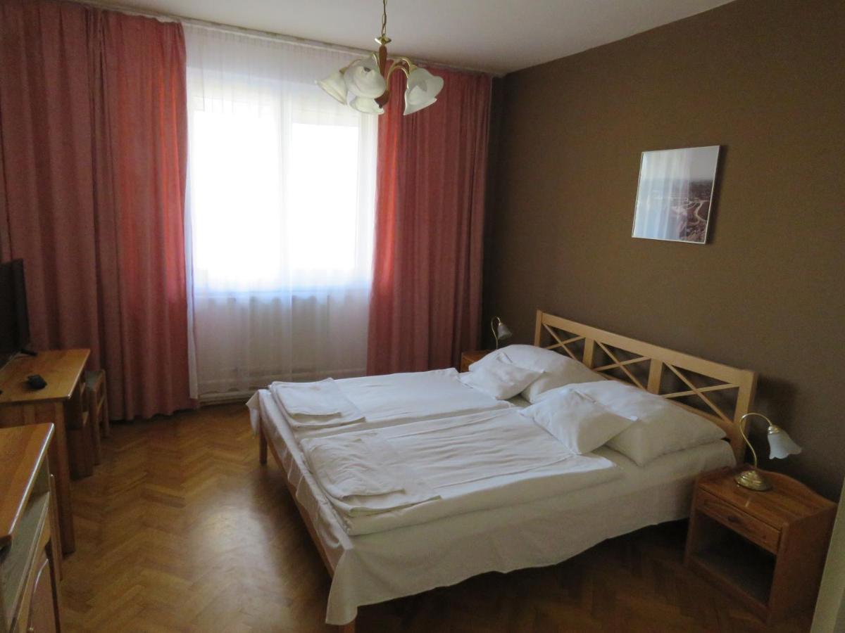 Thermal Apartmanhaz Komárom Exterior foto