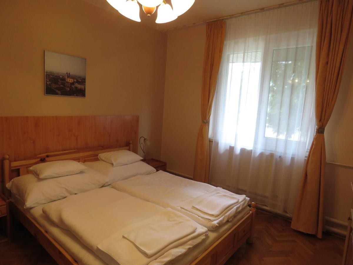 Thermal Apartmanhaz Komárom Exterior foto