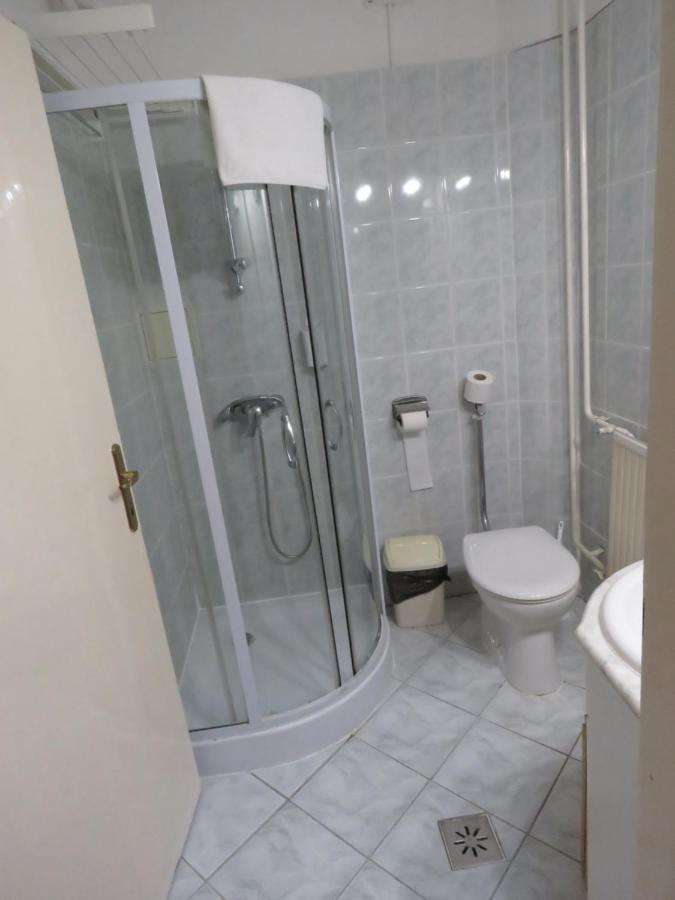 Thermal Apartmanhaz Komárom Exterior foto
